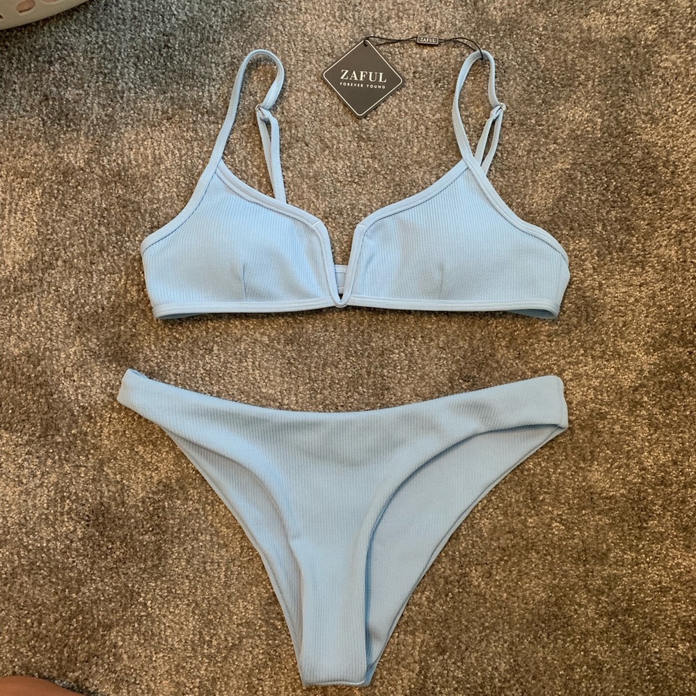 Zaful wired ribbed v neck bikini